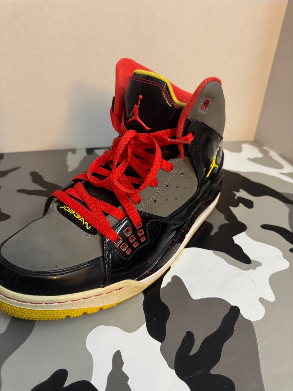 Jordan Men's High-Top Sneakers in Black/Gray/Red/Yellow